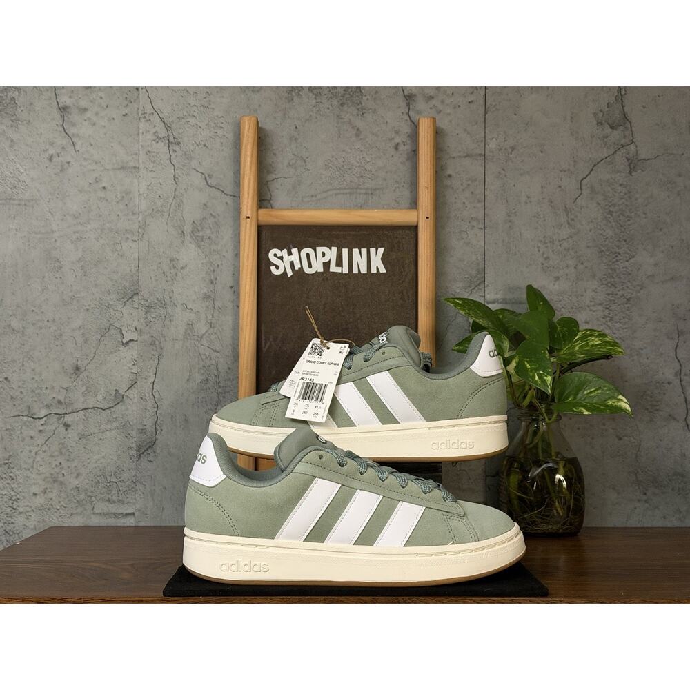 adidas women Grand Court Alpha Shoes Size 9 Green With Gum Sole BNIB - Picture 4 of 7